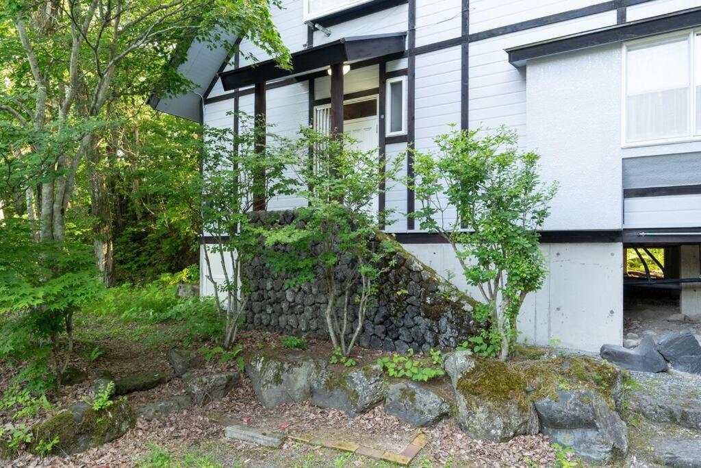 S-Villa Karuizawa - Princeland - Цумагои Экстерьер фото